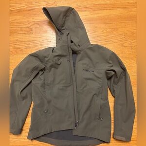 KUIU Guide Hooded Softshell Jacket - Olive
